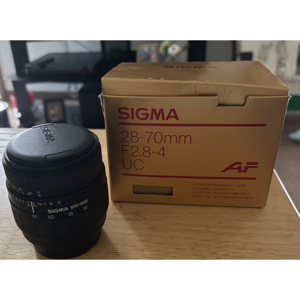 Sigma Camera Lens 28-70 mm F2.8-r UC Excellent Condition